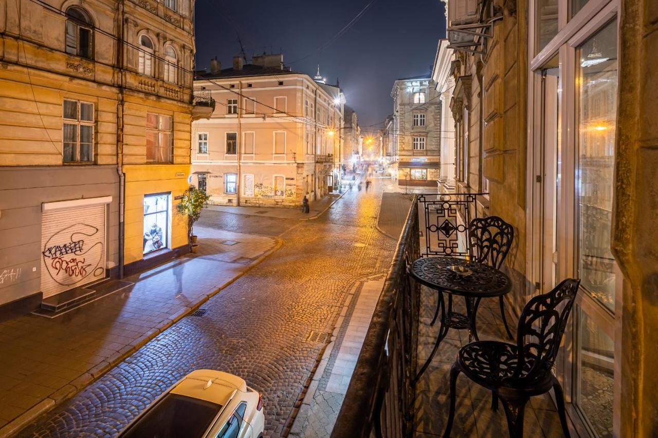 Classic Royal Central Apartment. Balcony And A/C Lviv Kültér fotó